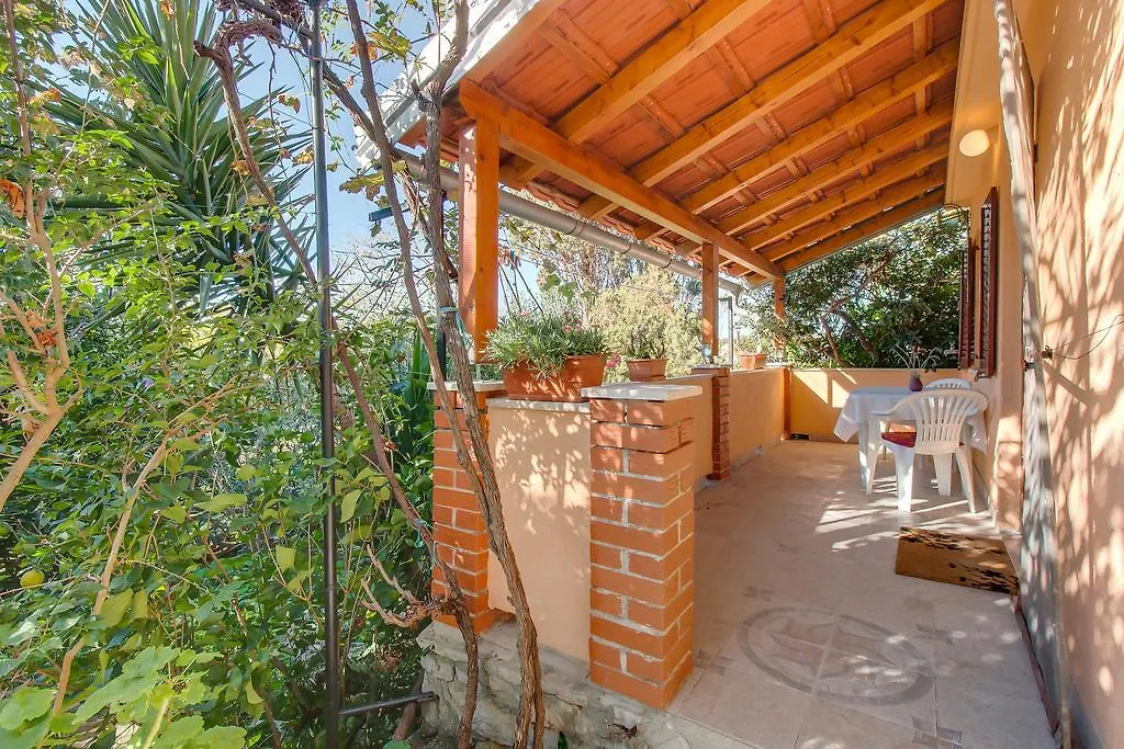 Apartments Pepi Mali Losinj