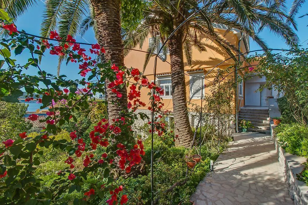 Apartments Pepi Mali Losinj 0*,
